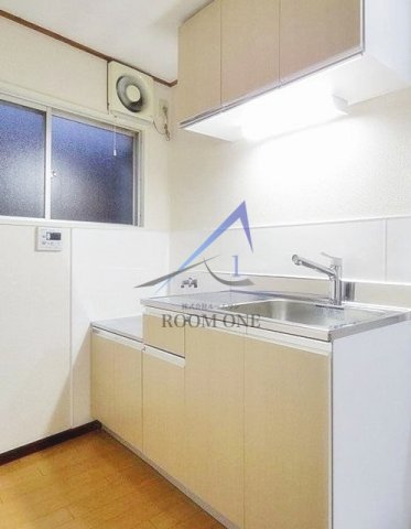 キッチン　キッチンです。