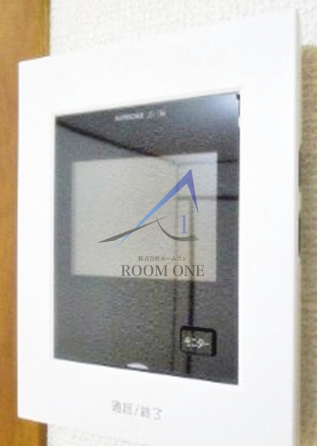 セキュリティ　モニター付きインターホンです。