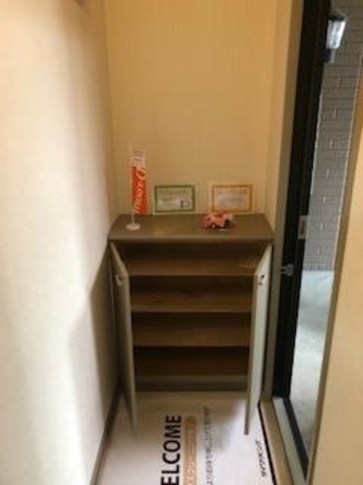 玄関　シューズボックス