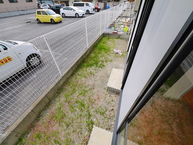 庭　たまにはお庭で休日を過ごしてみるのもよいかもしれません
