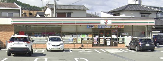 コンビニ　セブンイレブン 久留米山川店（コンビニ）まで464m