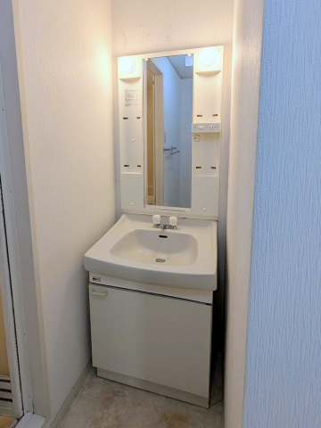 洗面設備　洗面化粧台