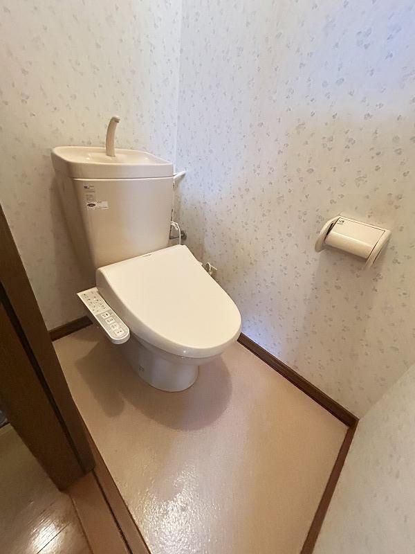 トイレ　トイレ