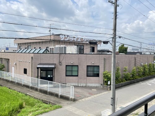 病院　サンライズクリニック（病院）まで1051m