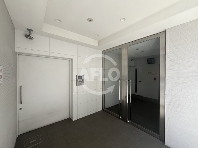 エントランス　スペランツァ十三東　エントランス