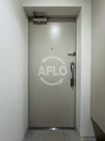 玄関　スペランツァ十三東　玄関