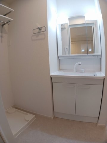 洗面設備　広い洗面スペース