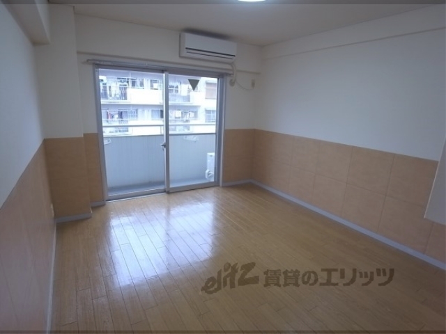 居室・リビング　洋室