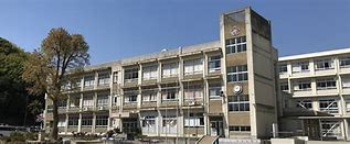 小学校　姫路市立手柄小学校（小学校）まで1305m