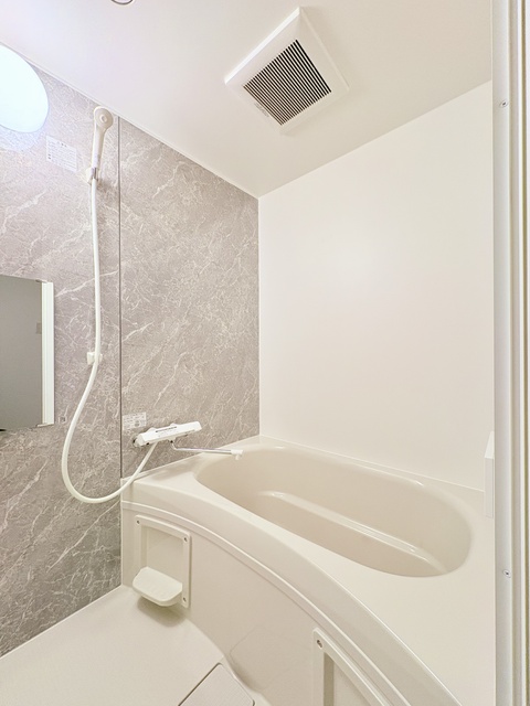 バス・シャワールーム　★追焚付きのバスルーム★