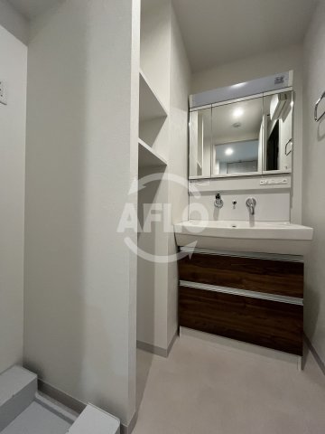 洗面設備　セイワパレス新大阪　洗面台