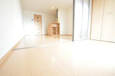 その他　洋室→リビング