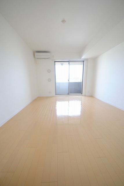 居室・リビング　写真は５１１号室