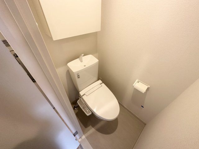 トイレ　温水洗浄便座付きトイレです！