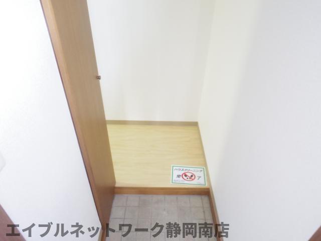 玄関　落ち着いた玄関です