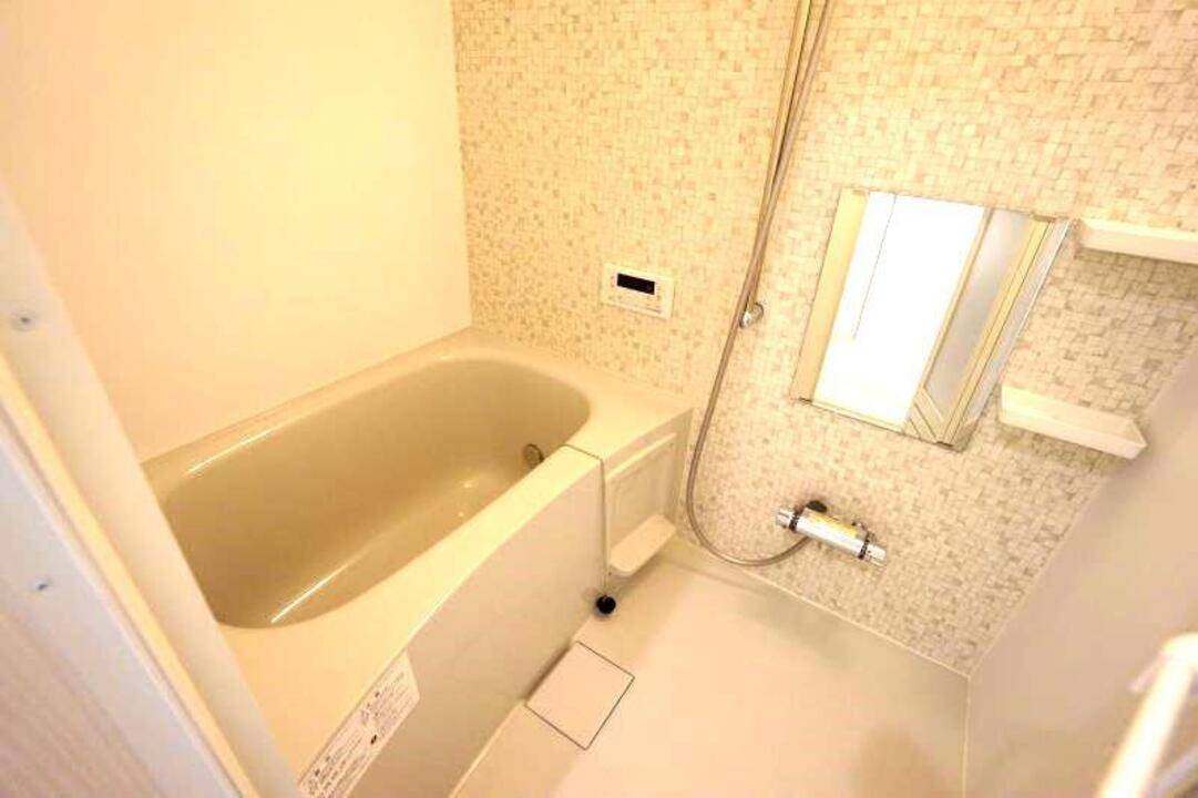 バス・シャワールーム　浴室