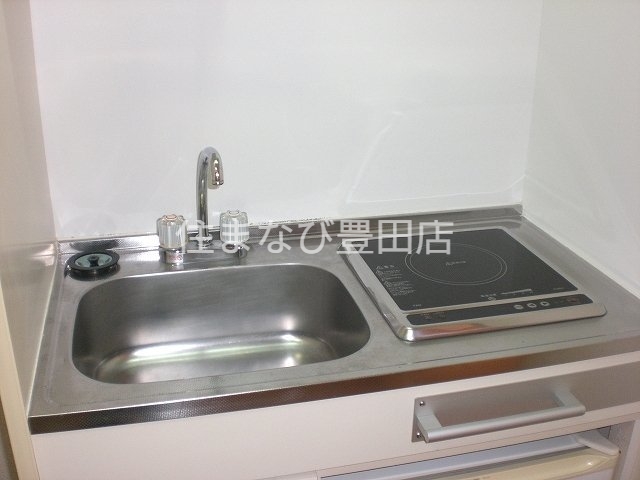 キッチン　同型写真