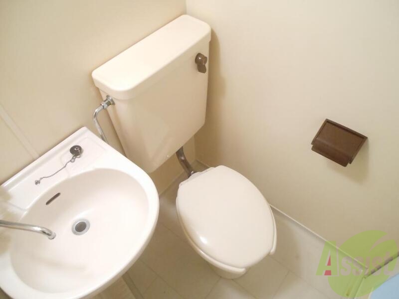 トイレ　清潔感のあるトイレです