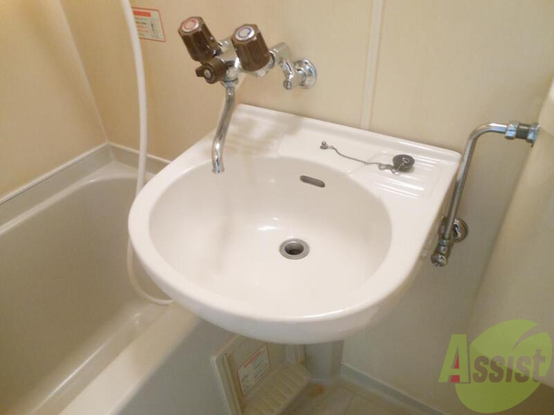 洗面設備　可愛い洗面台ですね