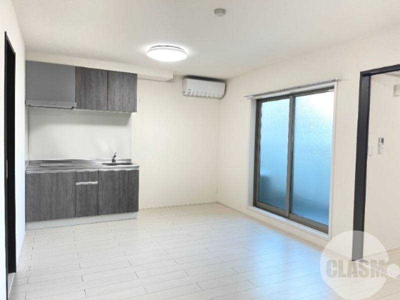 居室・リビング　明るいお部屋です♪