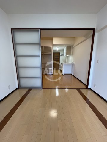 居室・リビング　コンソラーレ土佐堀　リビング