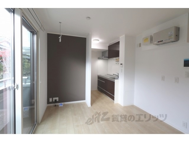 居室・リビング　洋室