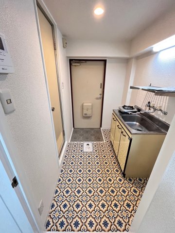 居室・リビング　別号室の画像です。ご参考下さい