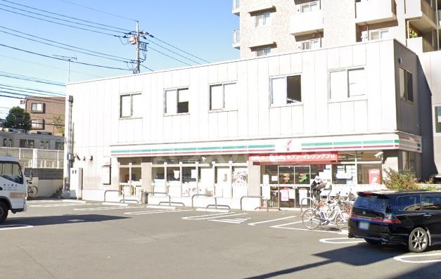 コンビニ　セブンイレブン板橋成増3丁目店（コンビニ）まで140m