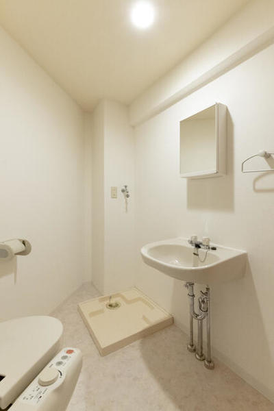 洗面設備　弊社は都内全域の物件をご紹介可能です！