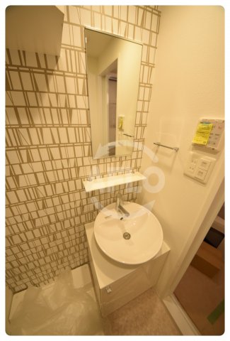 洗面設備　エスリード大阪上本町ブランシュ　独立洗面台