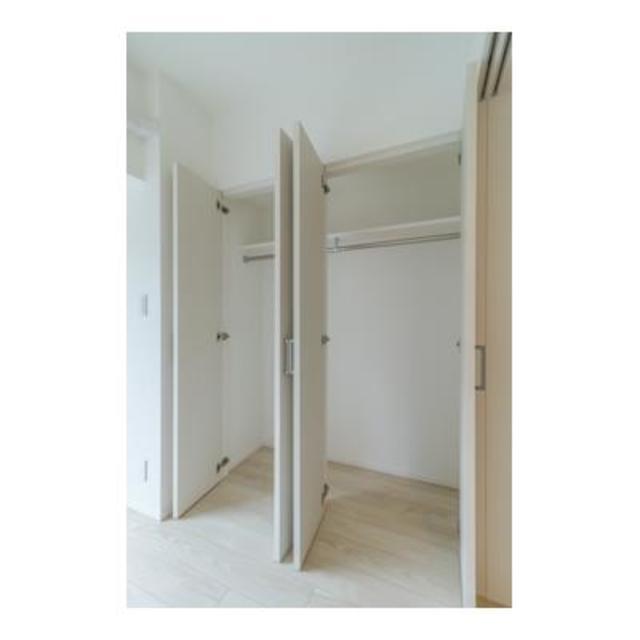 収納　写真は同タイプ住戸です。