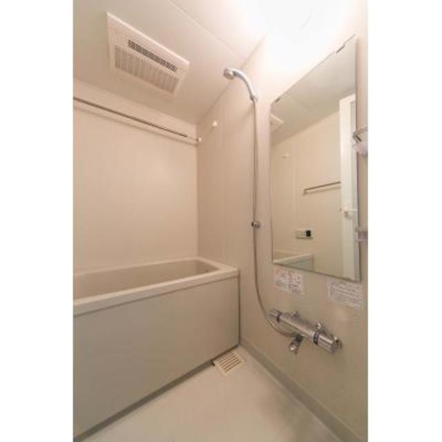 バス・シャワールーム　※写真は同タイプ住戸です。