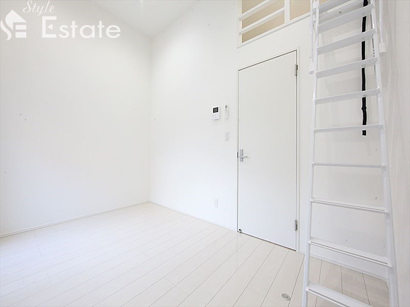 居室・リビング　内装