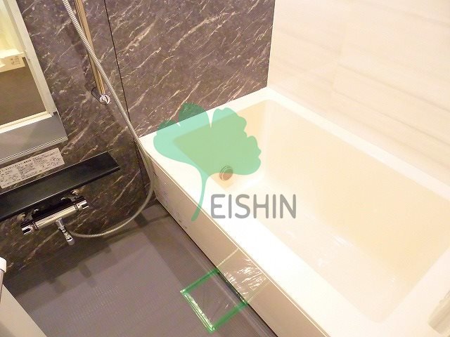 バス・シャワールーム　清潔感のある浴室です！