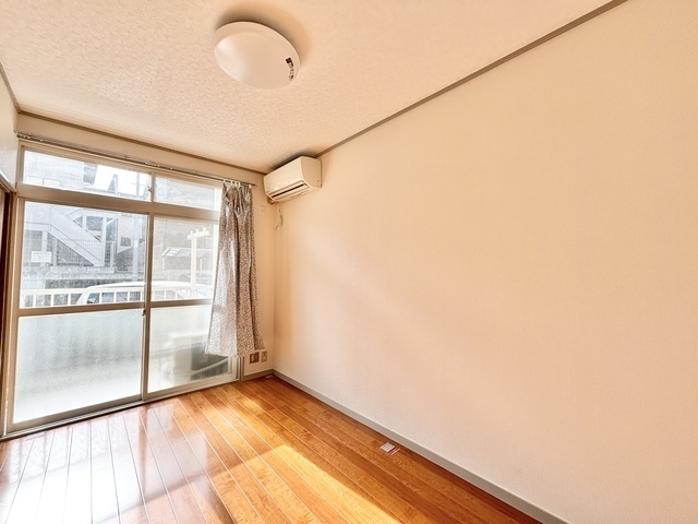 居室・リビング　別号室　１０３