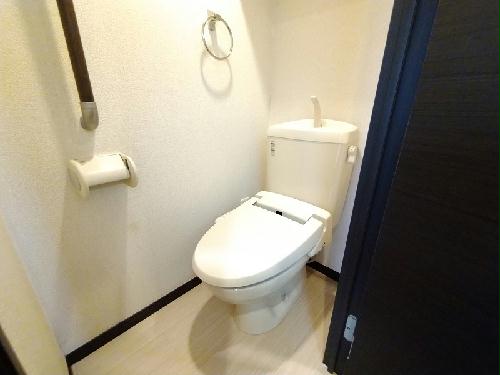 トイレ　温水洗浄便座設置