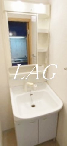 洗面設備　独立洗面台です。