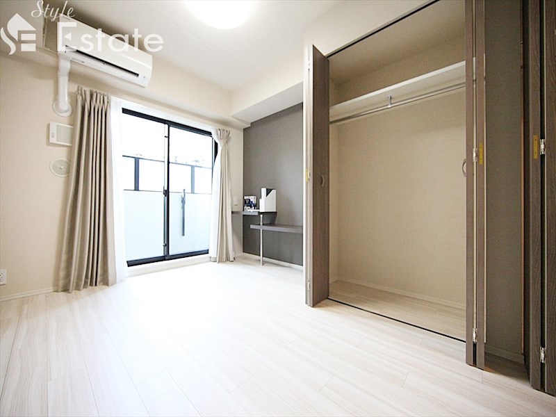 居室・リビング　内装