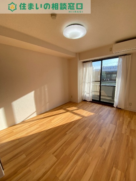 居室・リビング　同型