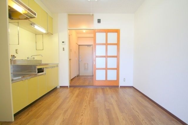 居室・リビング　写真は別の間取りです