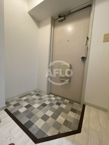 玄関　サンビラ大手前　玄関