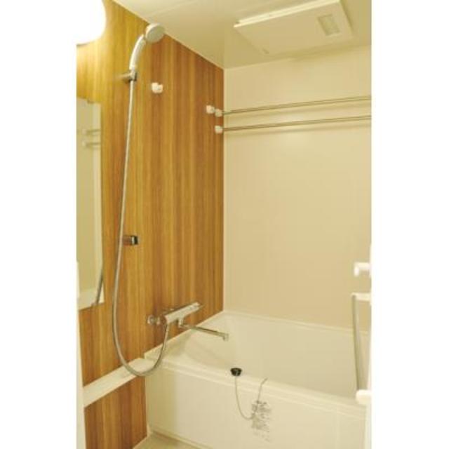 バス・シャワールーム　※写真は同タイプ住戸です。