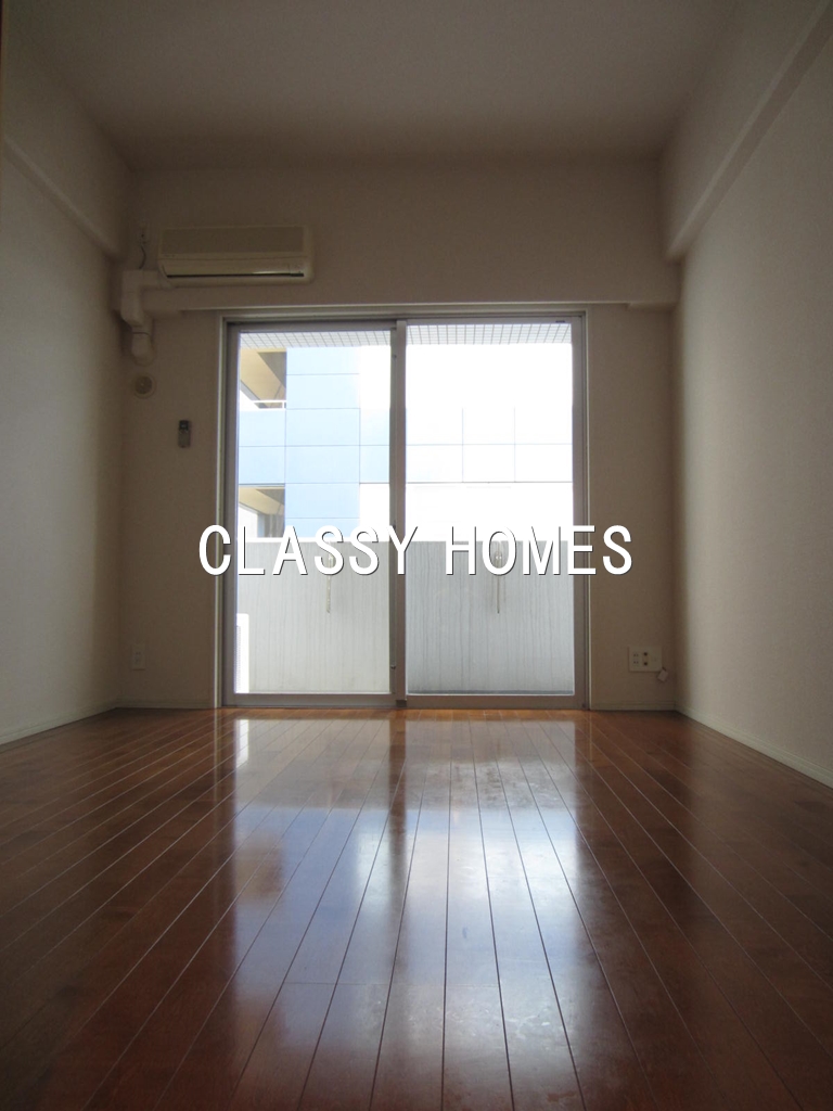 居室・リビング　2002年竣工　シンシア三田慶大前：居室