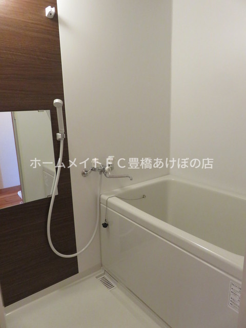 バス・シャワールーム　同型別部屋写真