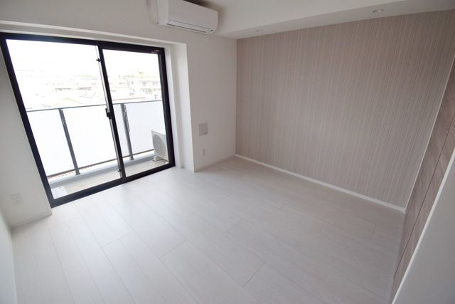 居室・リビング　※別室参考写真