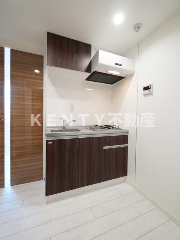 キッチン　コンパクトなキッチンで掃除もラクラク