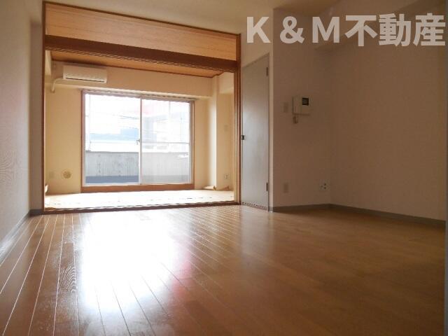 居室・リビング　使いやすい居間です