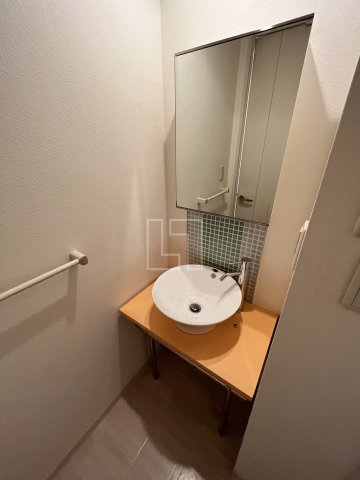 洗面設備　セイワパレス大手前西　独立洗面化粧台