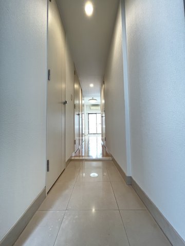 玄関　セイワパレス大手前西　玄関スペース