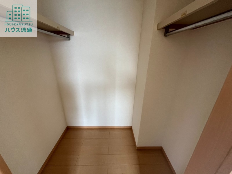 収納　※別号室の写真です